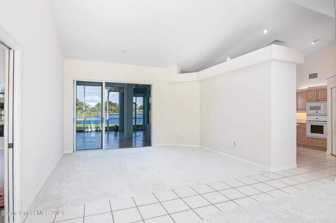 Photo of 2378 Golf Vista Boulevard