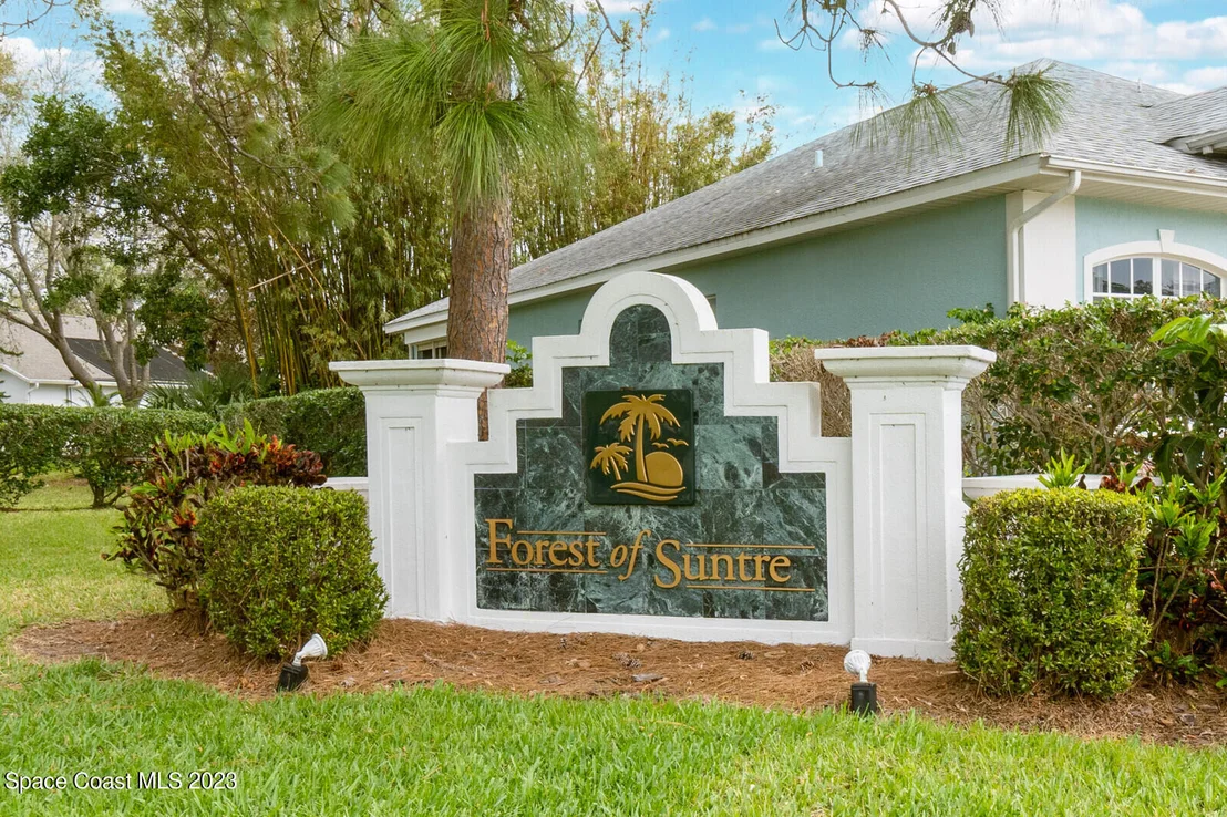Photo of 859 Villa Drive