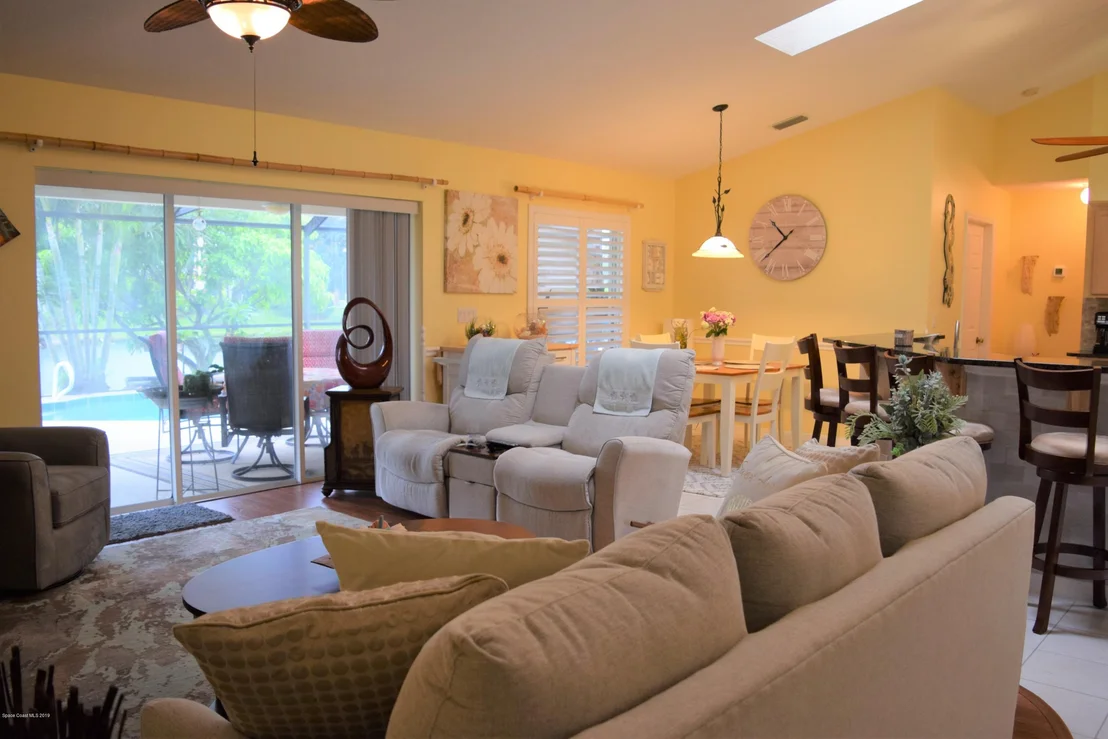 Photo of 1004 Sabal Grove Drive