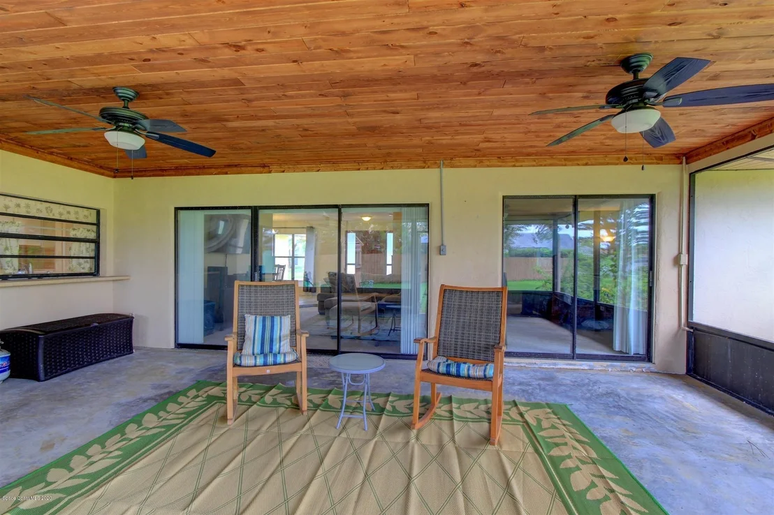Photo of 881 Sunnybrook Lane