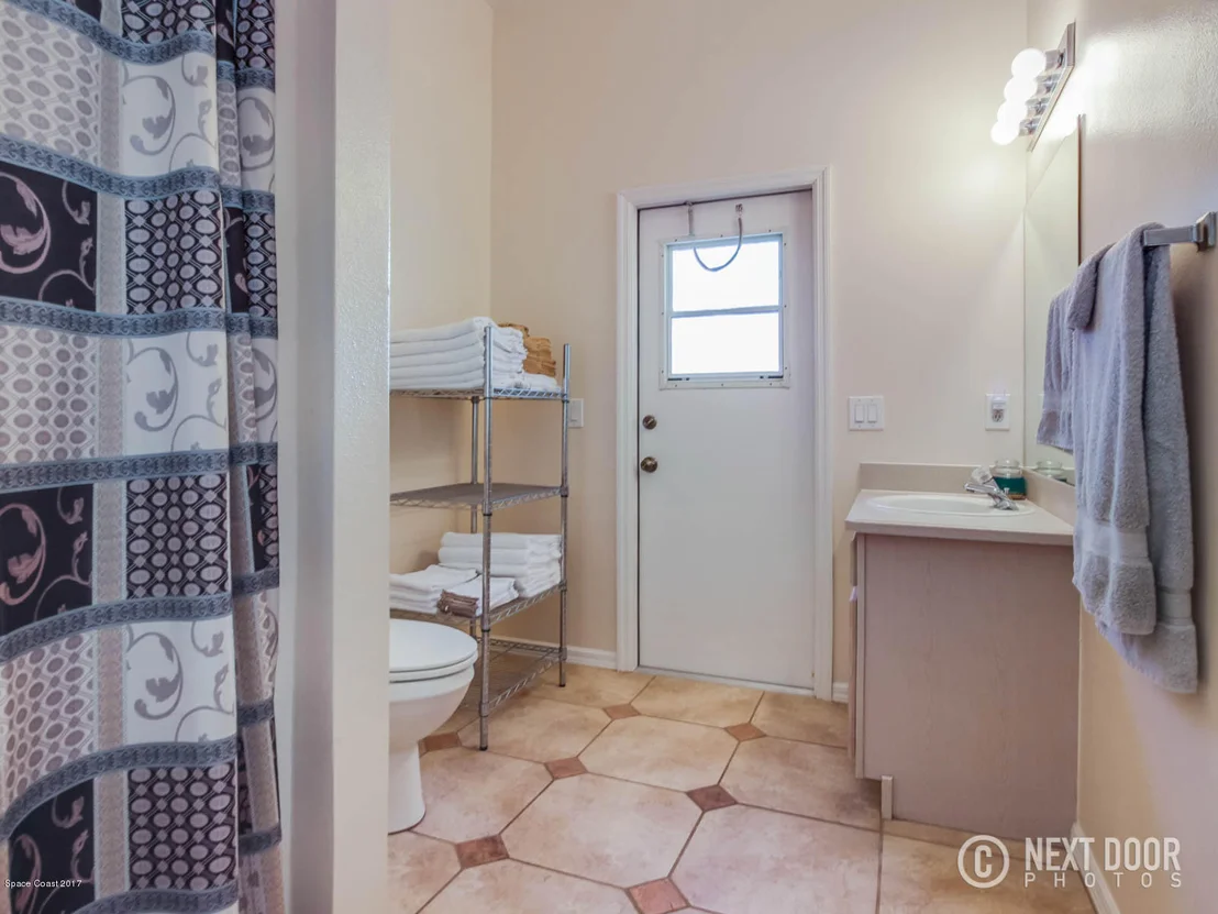 Photo of 867 Villa Drive