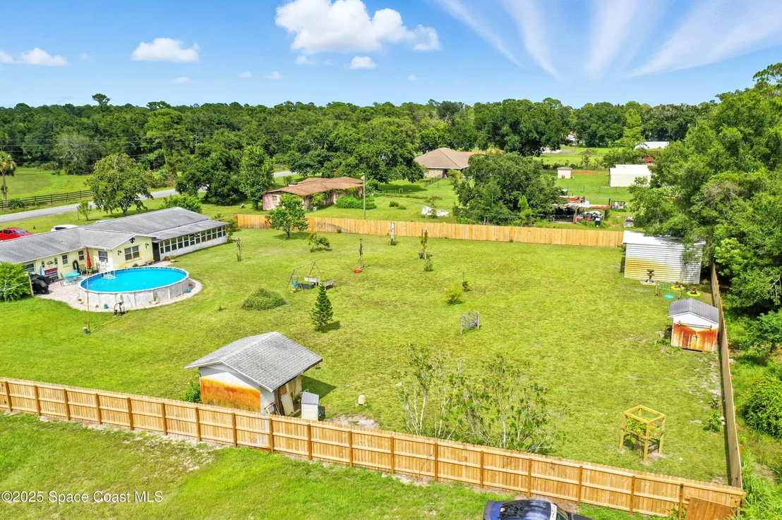Photo of 3929 Burkholm Road
