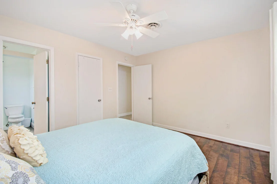 Photo of 445 Cinnamon Drive