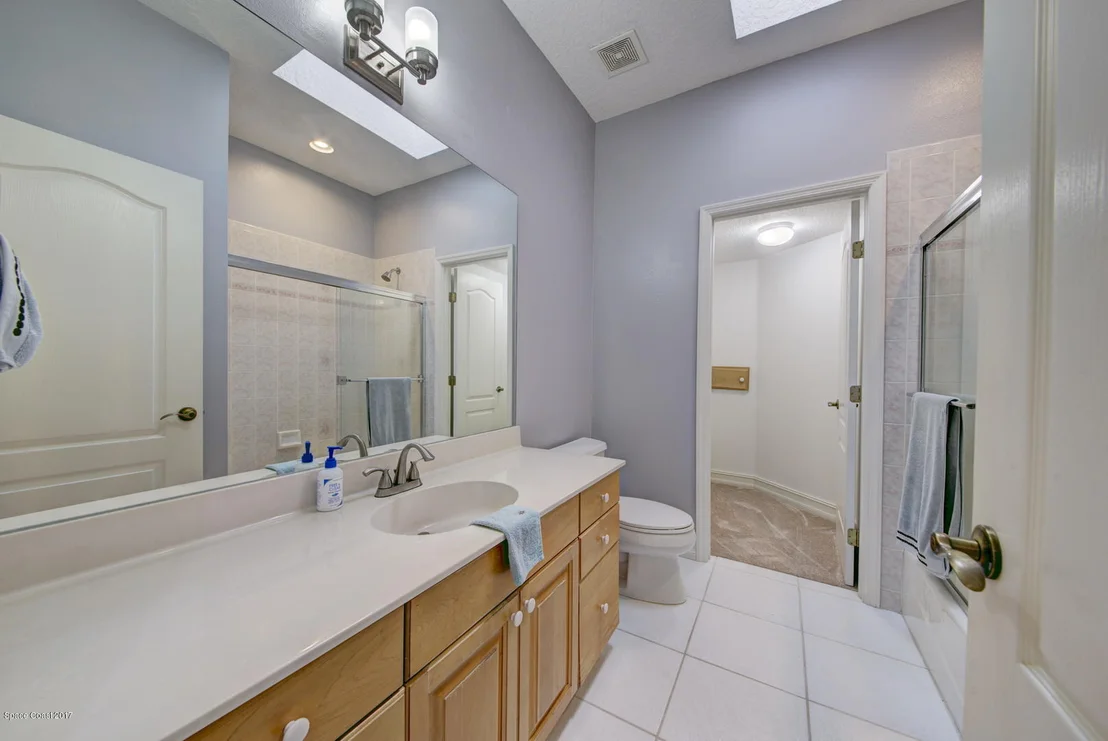 Photo of 1021 Stratford Place