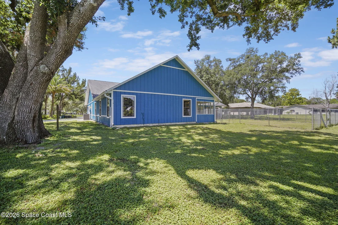 Photo of 4036 Arlington Avenue