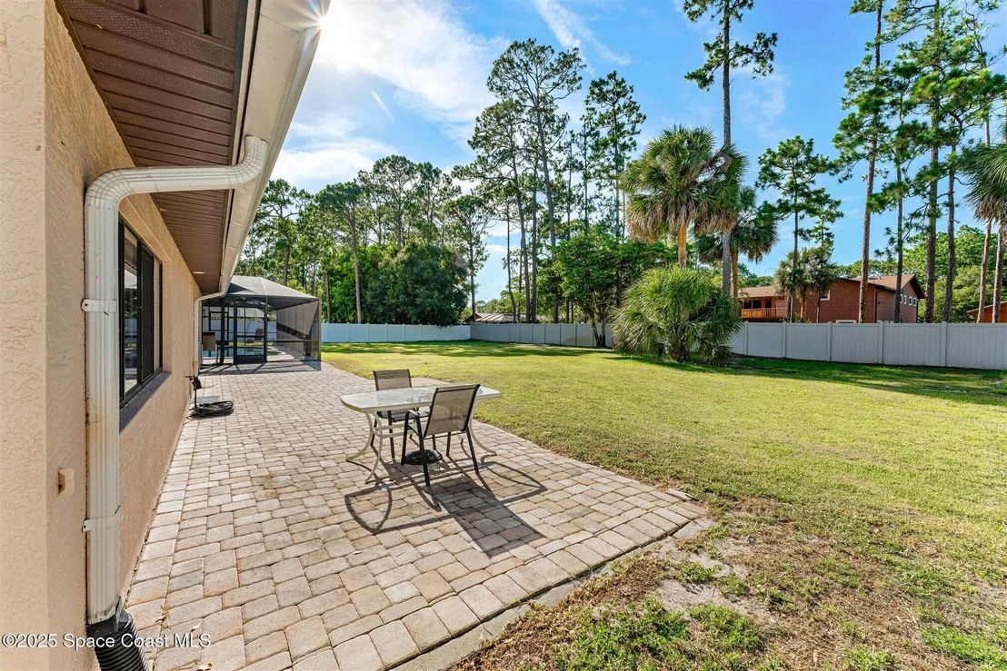 Photo of 8000 Pine Needle Lane