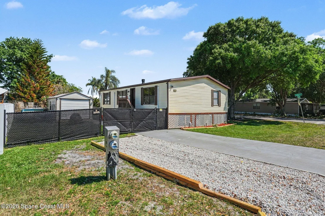 Photo of Unit 02 at 610 Jane Drive