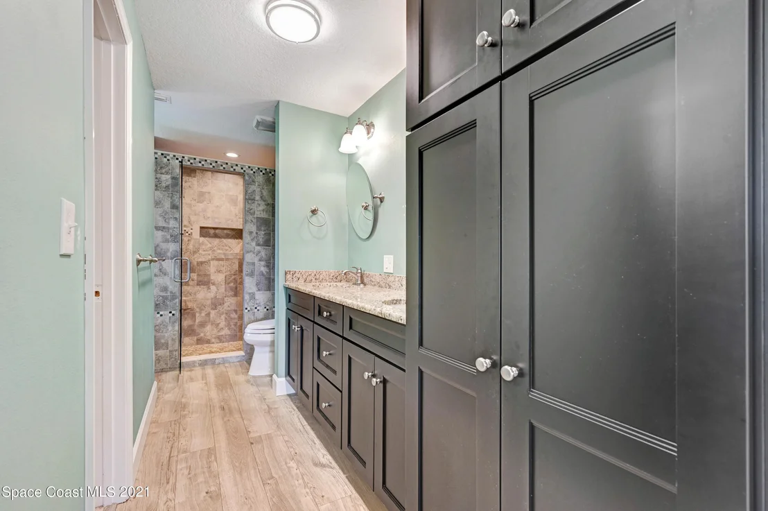 Photo of 255 River Road Circle