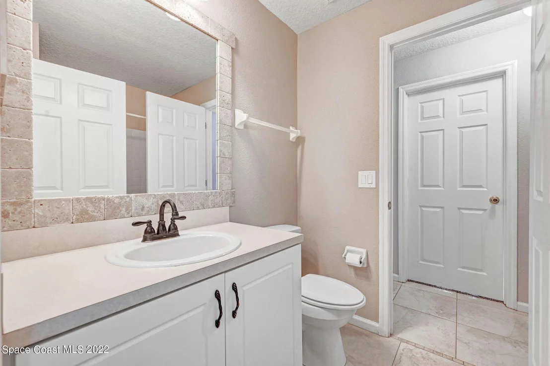 Photo of Unit 103 at 855 Luminary Circle