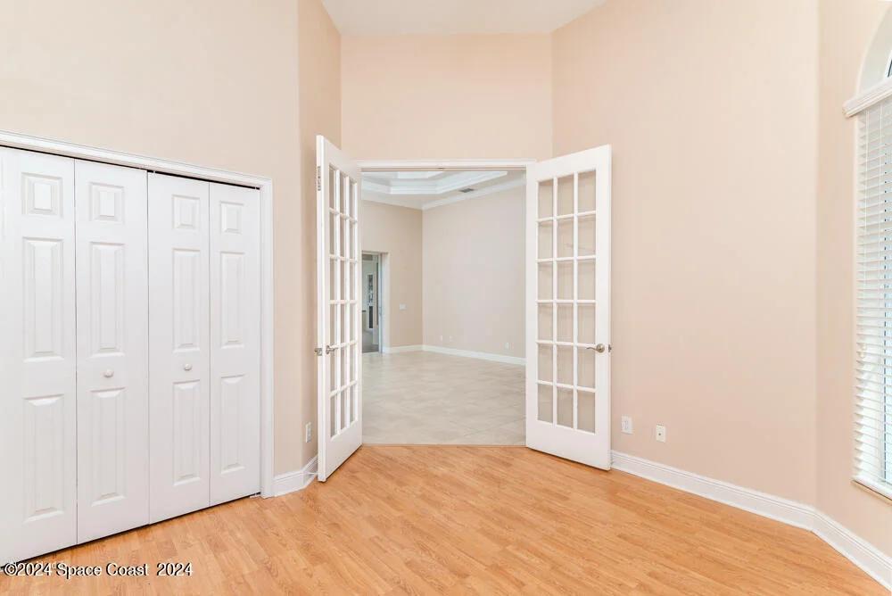 Photo of 2131 Windbrook Drive SE