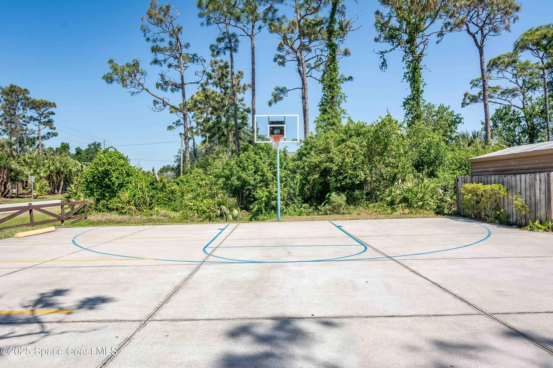 Photo of 4163 Mockingbird Drive