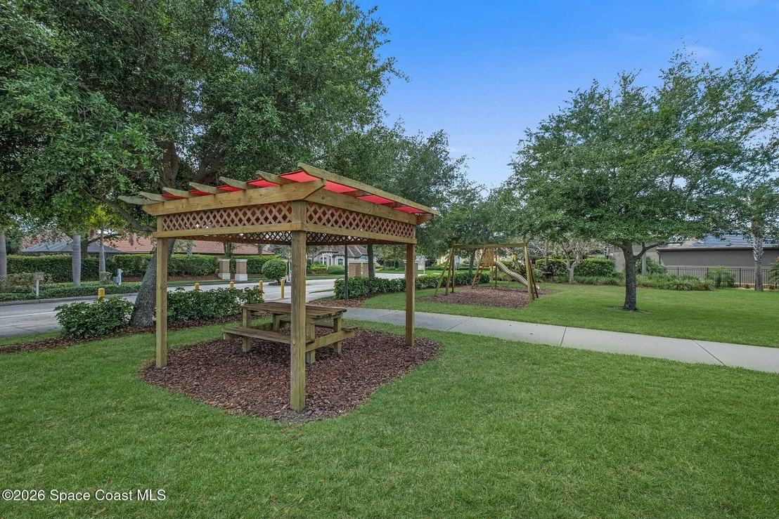 Photo of 1502 Tralee Bay Avenue