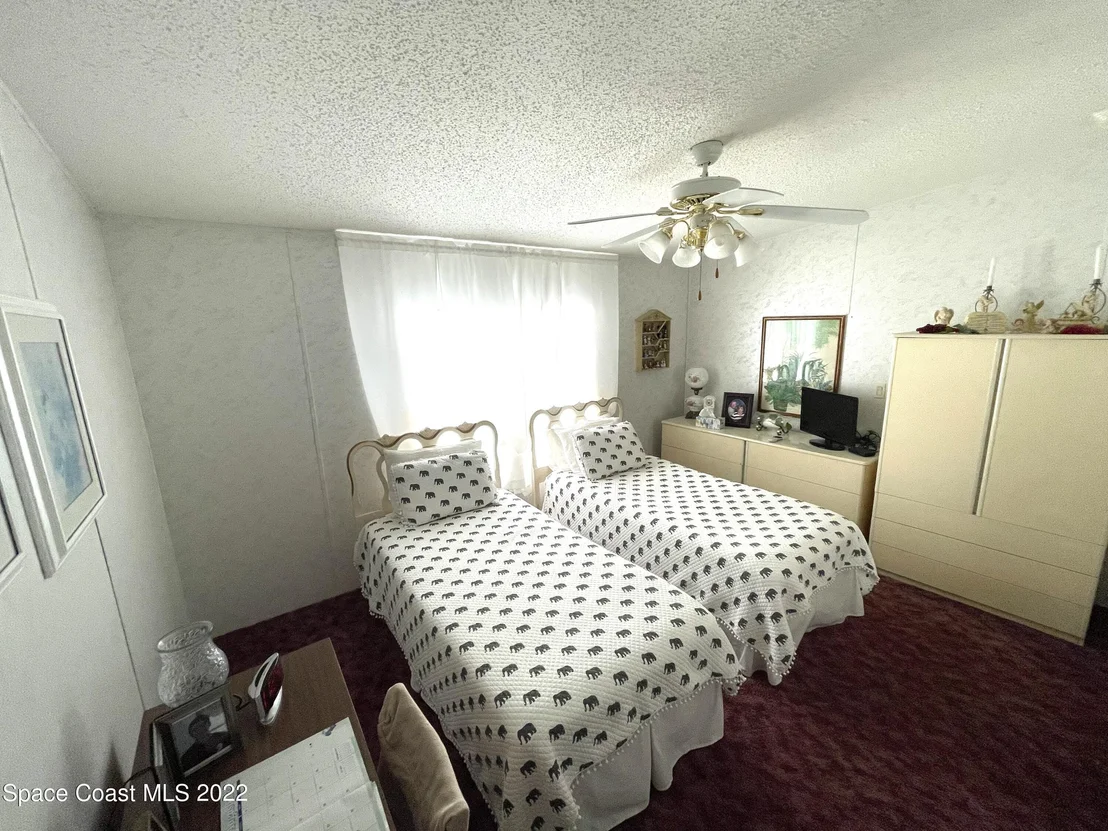 Photo of 303 Buttonwood Court