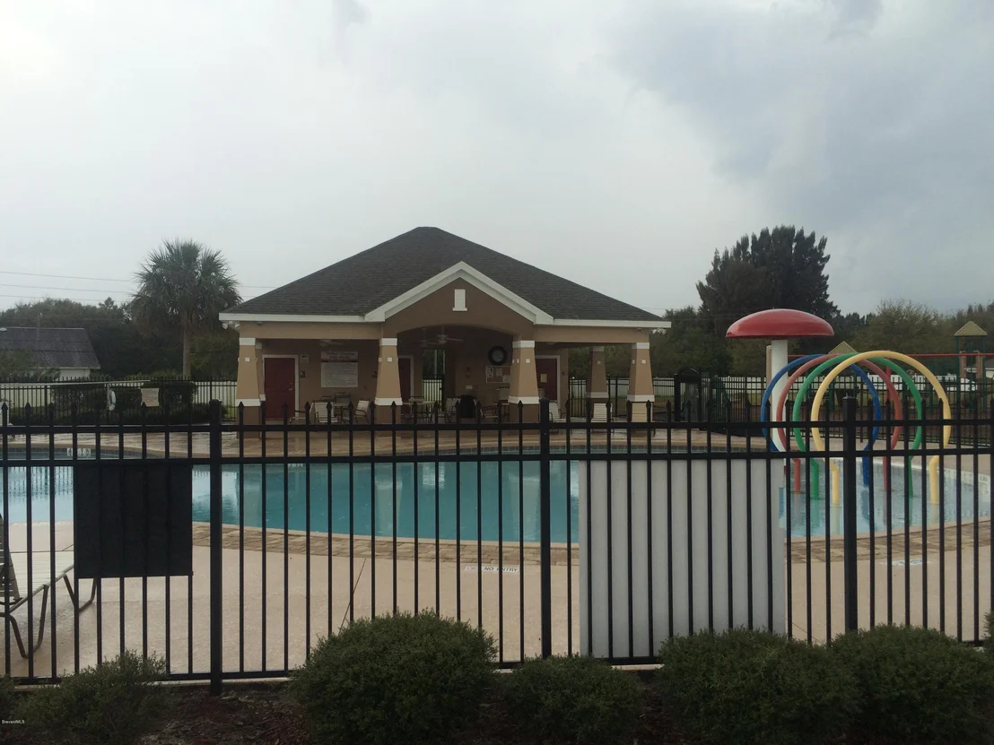 Photo of 1501 Bridgeport Circle