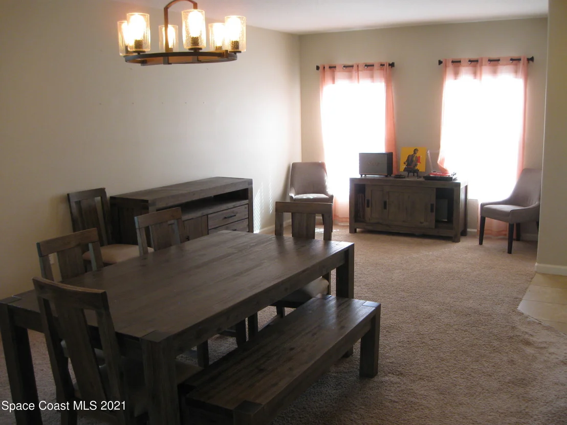 Photo of 451 Trymore Drive SE