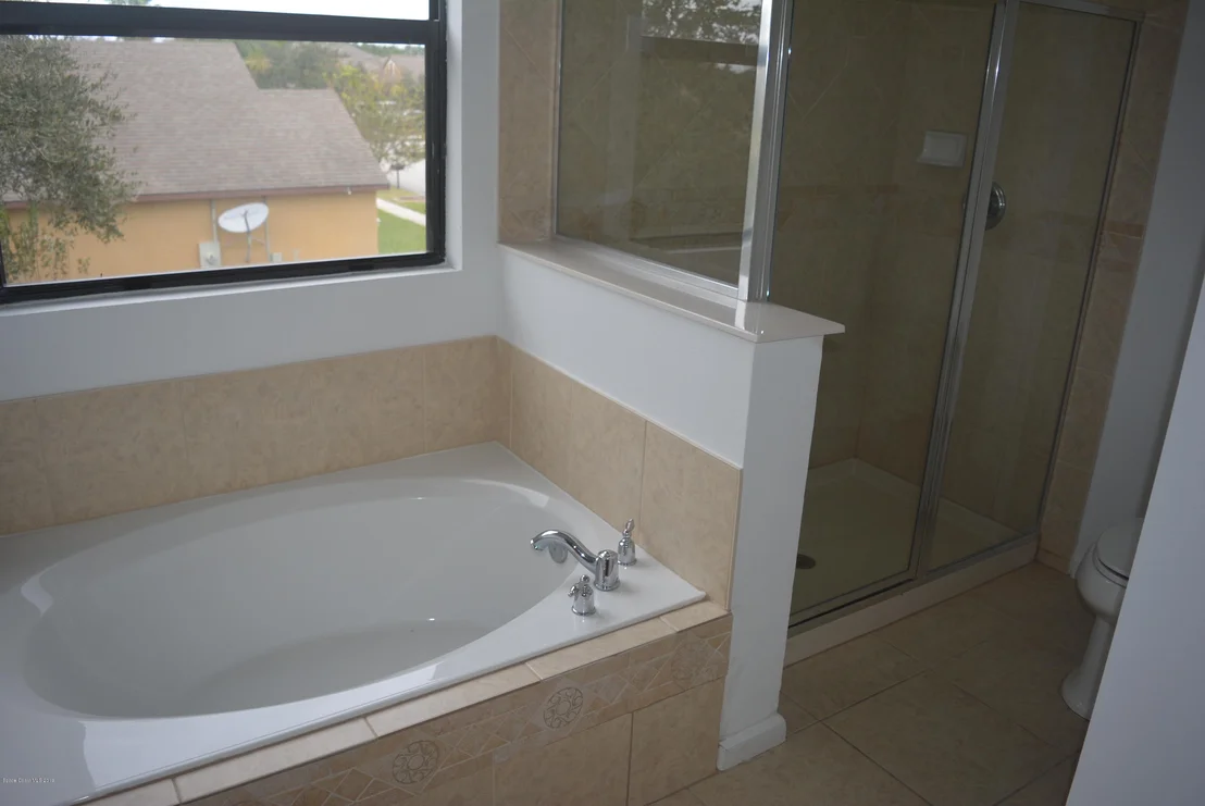 Photo of 1241 Bolle Circle
