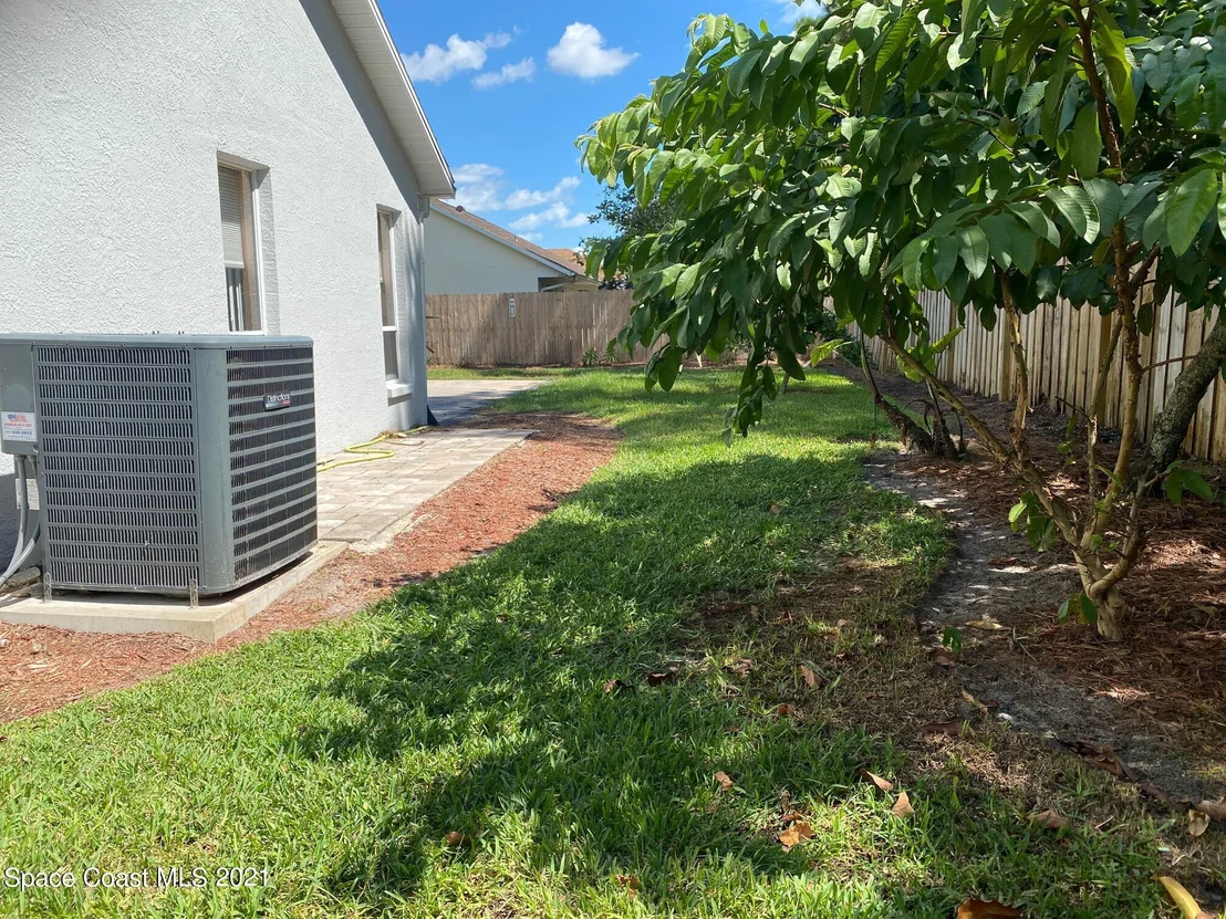 Photo of 935 Osprey Lane