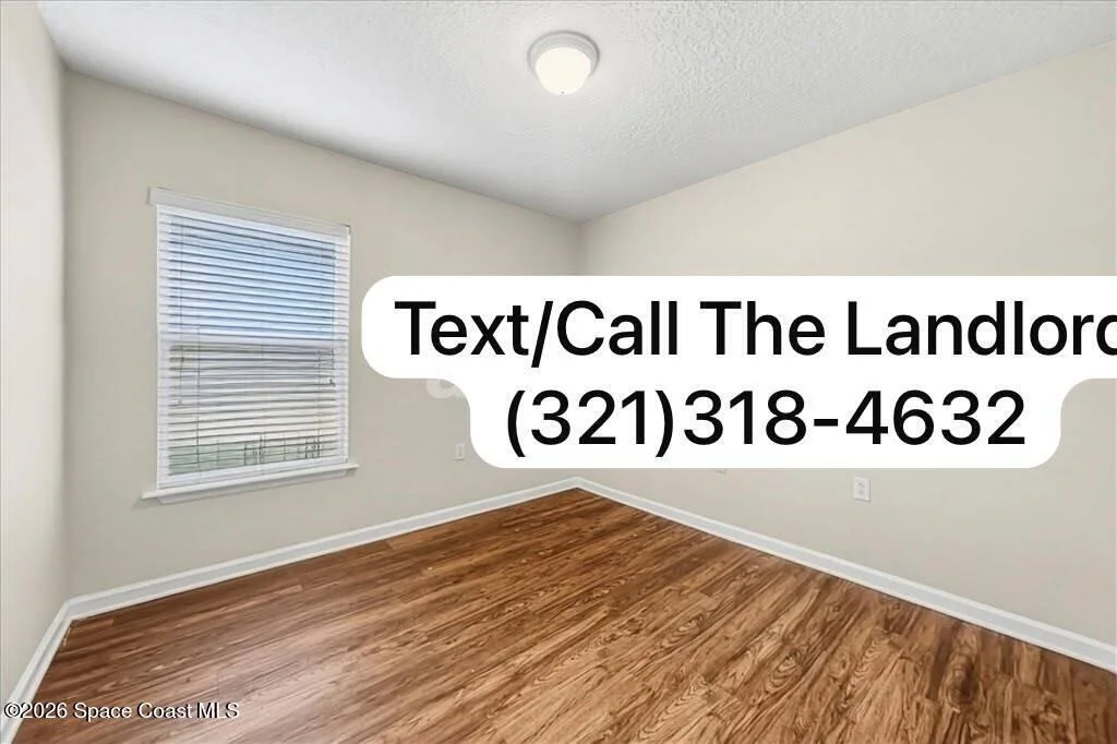 Photo of Unit 2 at 422 Bostwick Circle