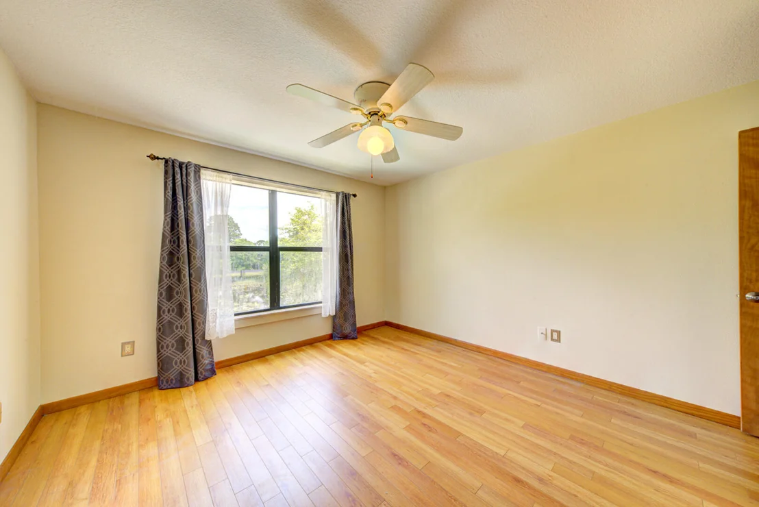 Photo of 4885 Rayburn Road