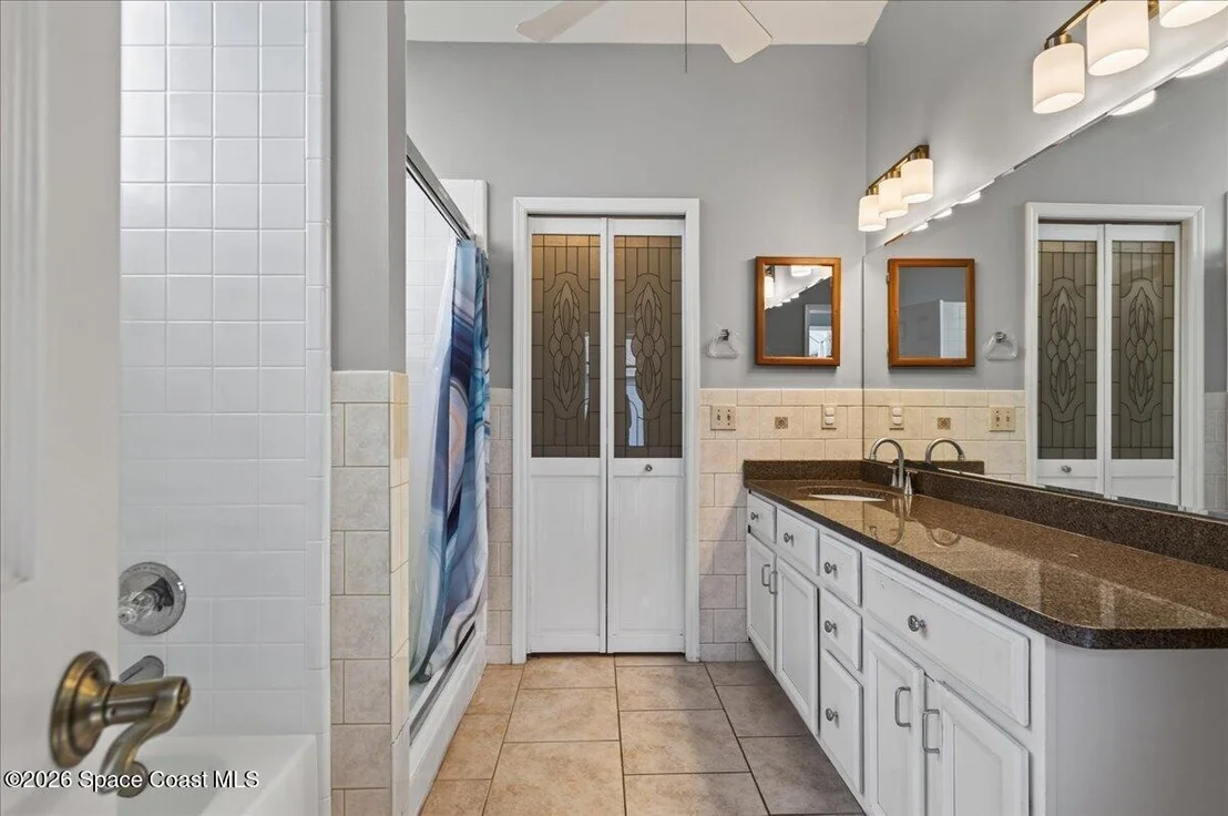 Photo of 340 Oak Haven Drive