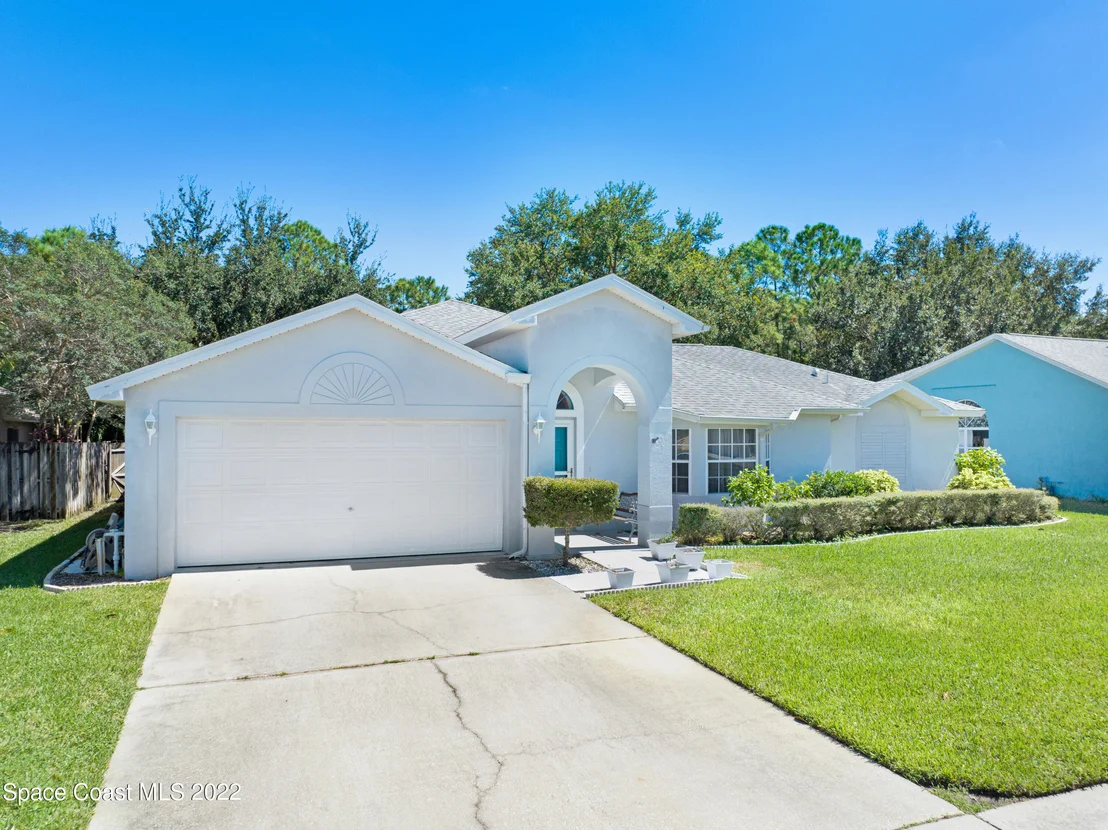 Photo of 821 Potomac Drive