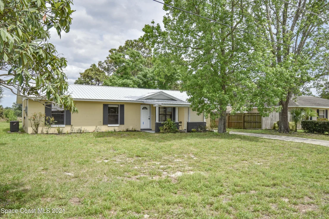Photo of 2169 Rudge Drive
