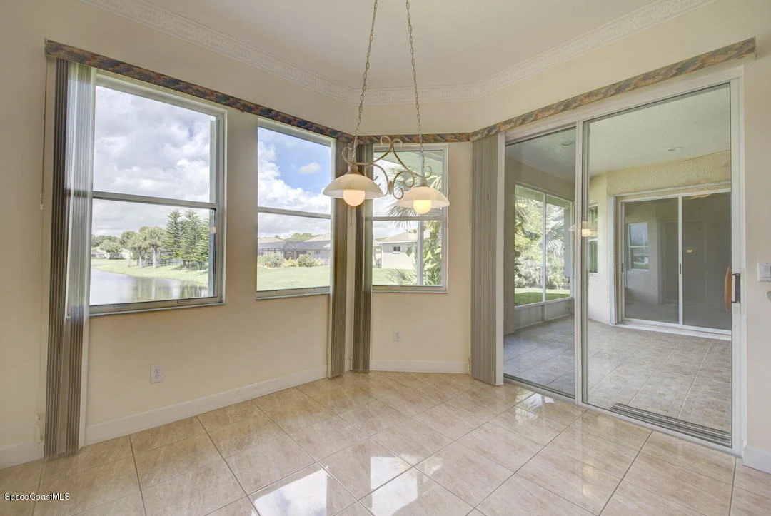 Photo of 843 Spring Oak Drive