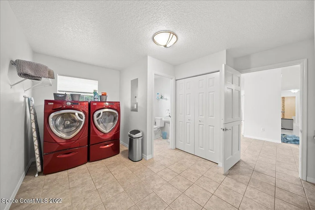 Photo of 3660 Burkholm Road