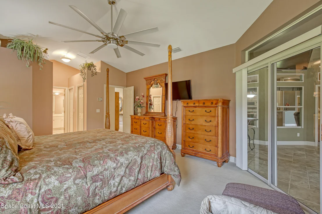 Photo of 703 Peregrine Drive
