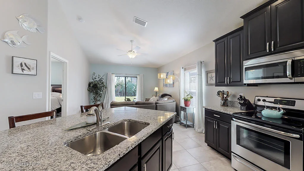 Photo of 803 Musgrass Circle