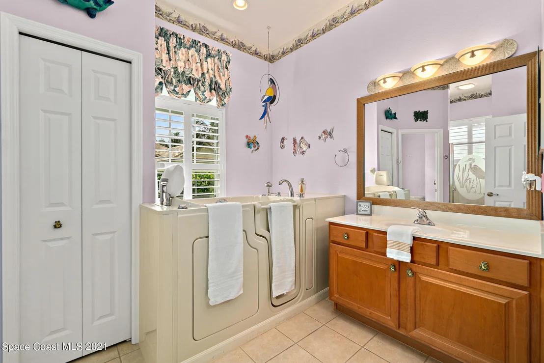 Photo of 5467 Solway Drive