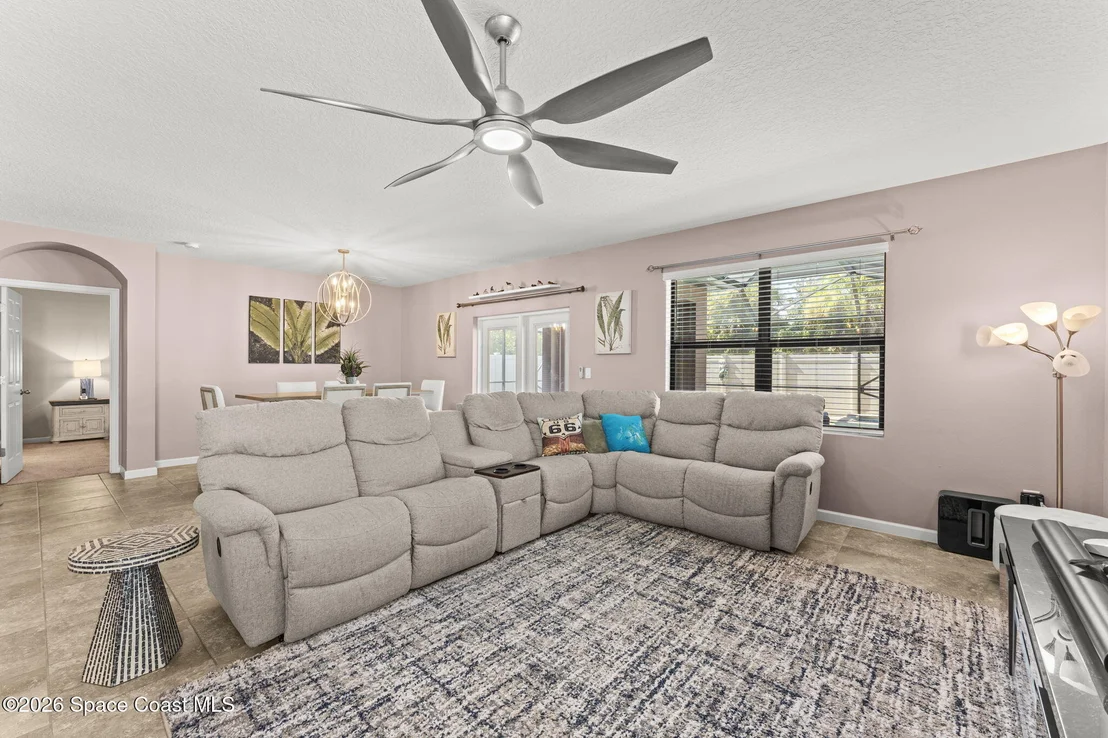 Photo of 618 Coyote Drive