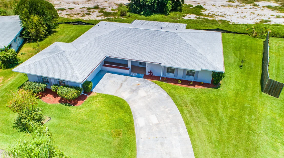 Photo of 1449 Meadowbrook Road NE