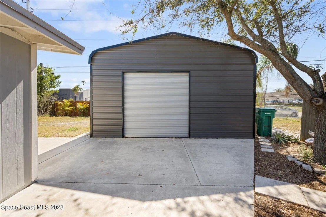 Photo of 2375 Sadler Lane
