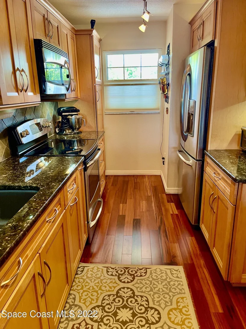Photo of Unit 406 at 1049 Rockledge Drive