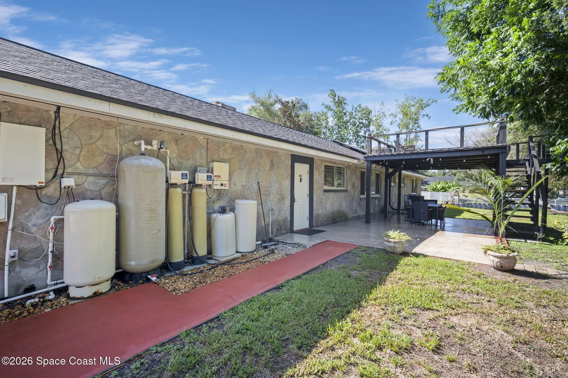 Photo of 300 Orange Avenue