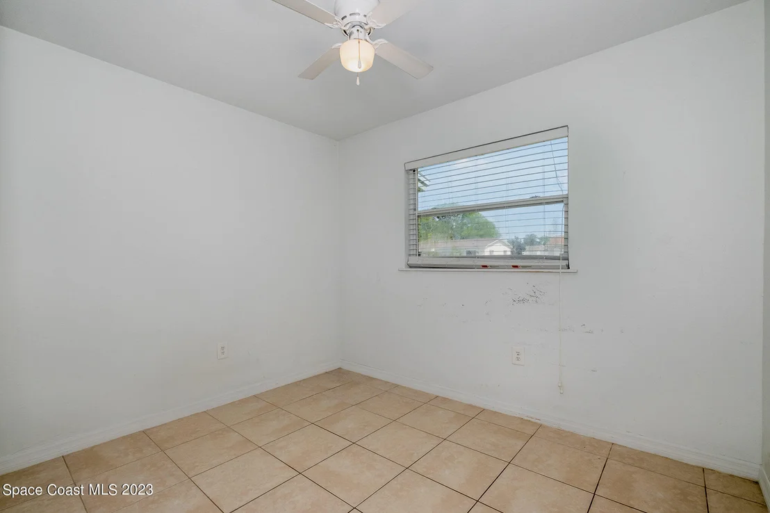 Photo of 2697 Locksley Road