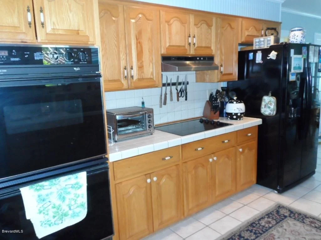 Photo of 211 8th Avenue
