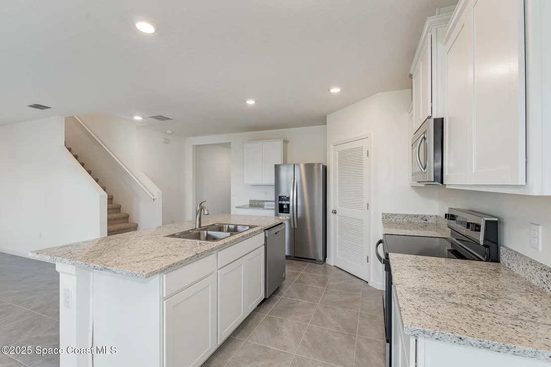 Photo of 1644 Garabaldi Circle SE