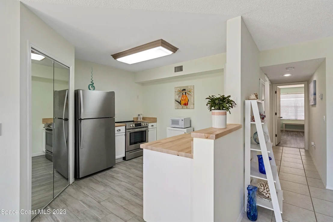 Photo of Unit 104 at 7470 N Highway 1