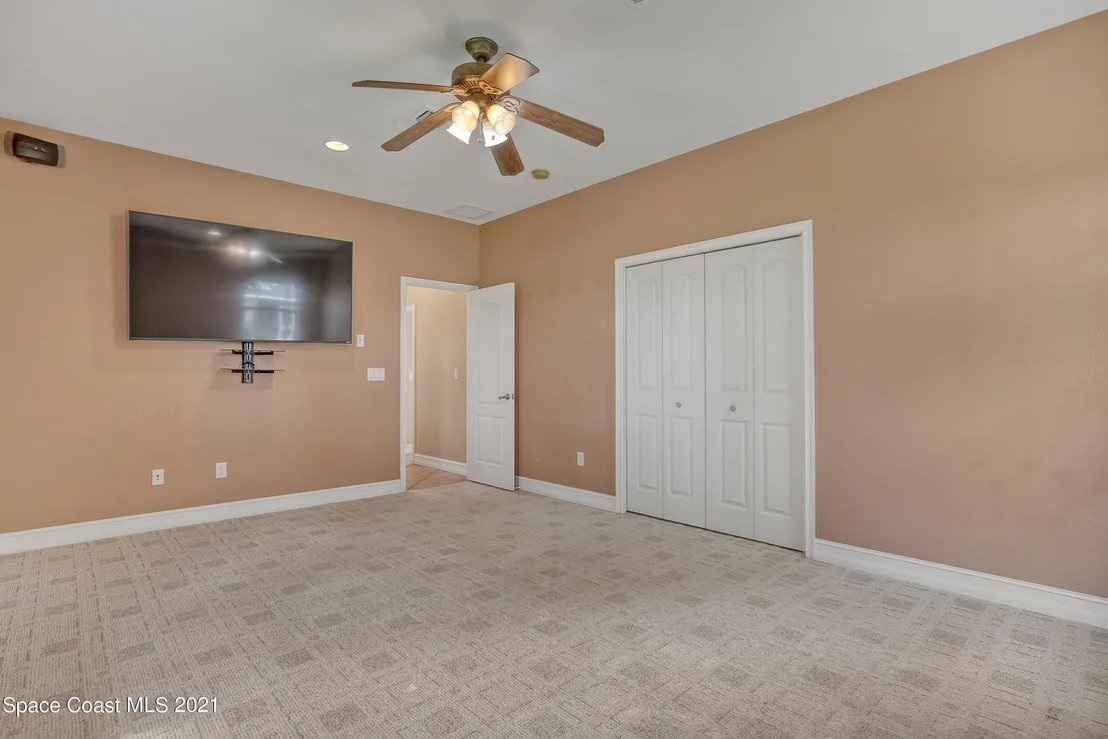 Photo of 2875 Kingfisher Way