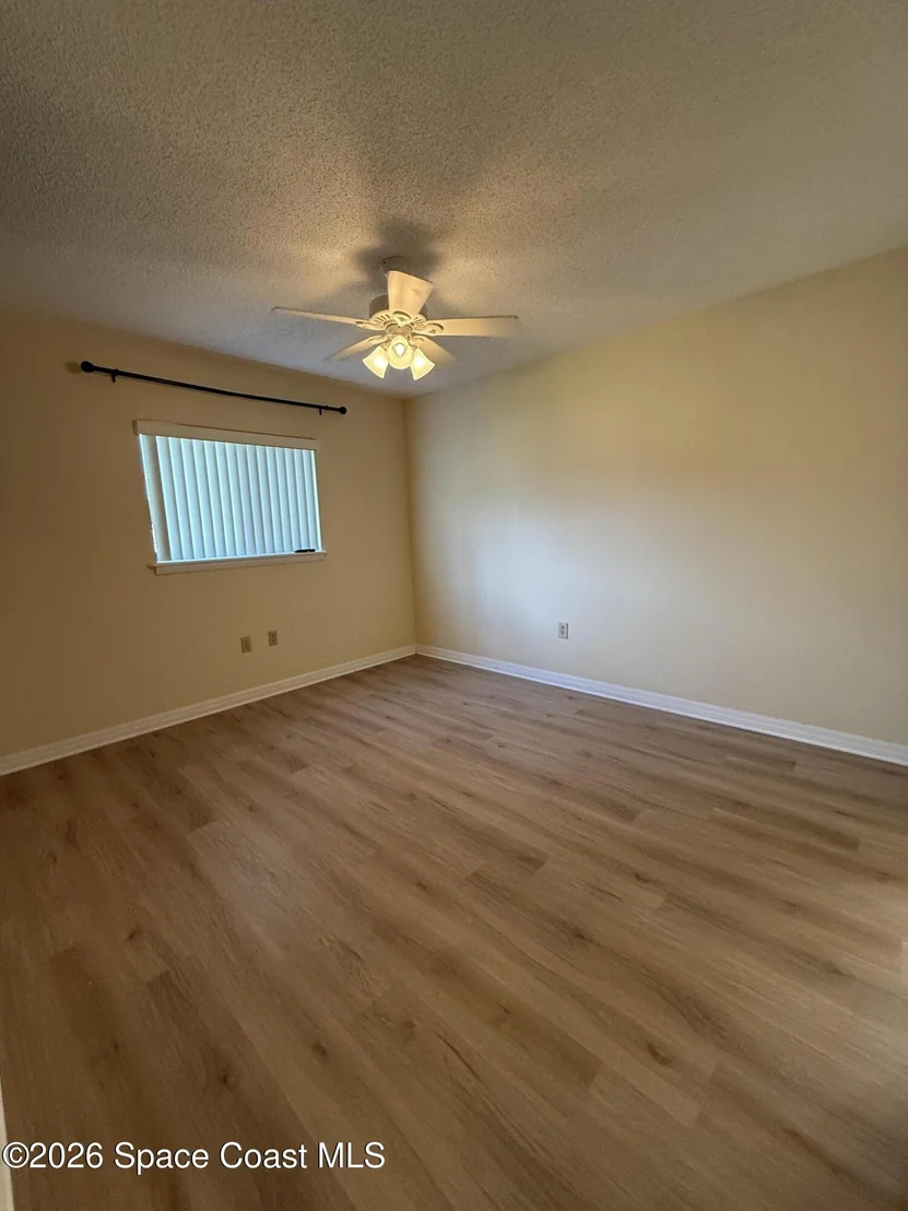 Photo of Unit 101 at 1720 Murrell Road