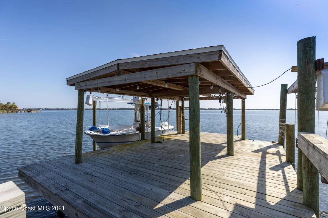 Photo of 110 Oakledge Drive