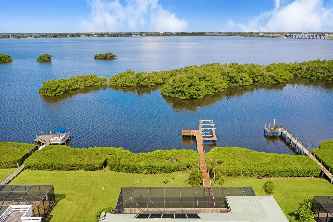 Photo of 406 Lanternback Island Drive