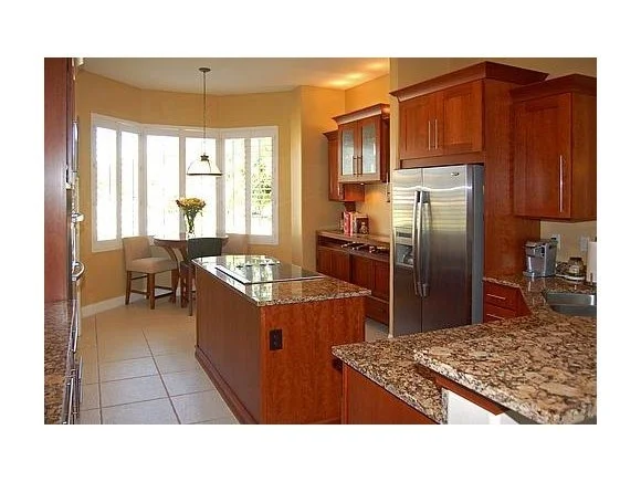 Photo of 2594 Canterbury