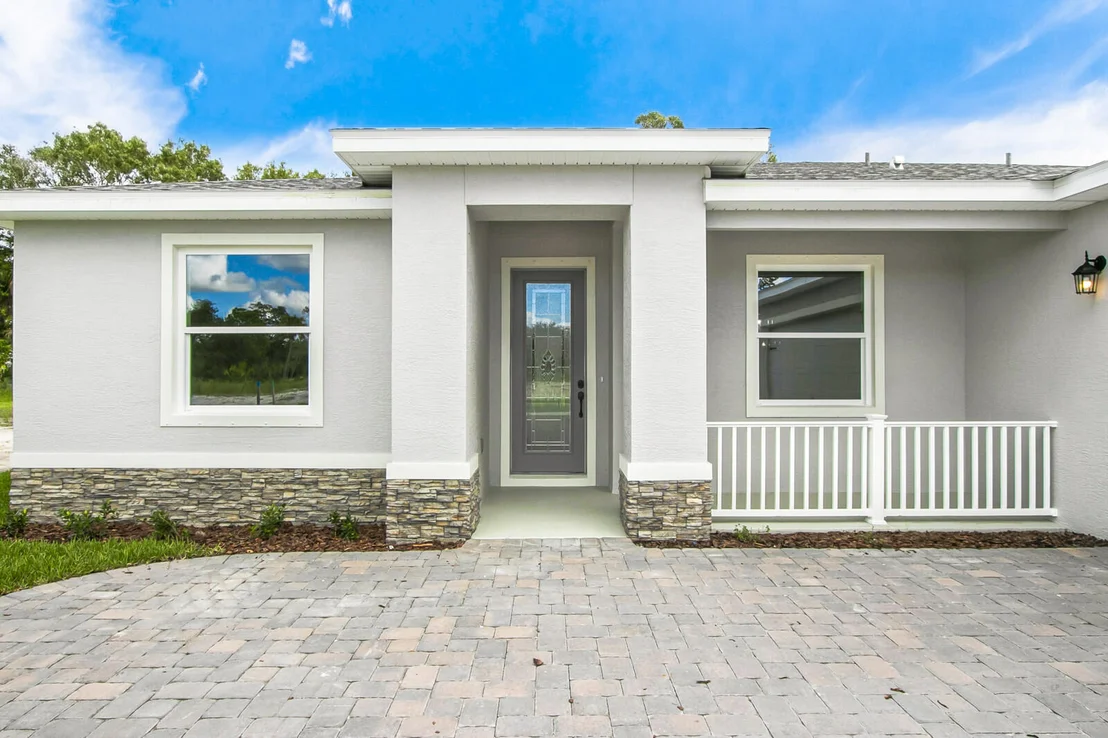 Photo of 1829 Market Circle NE