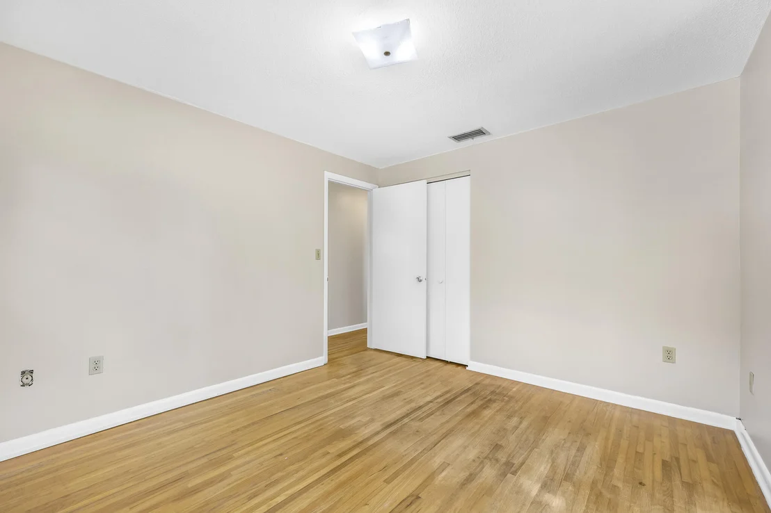 Photo of 455 Pine Boulevard