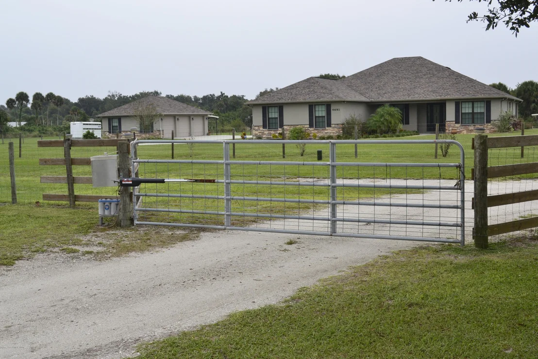 Photo of 4692 Tahnee Lane