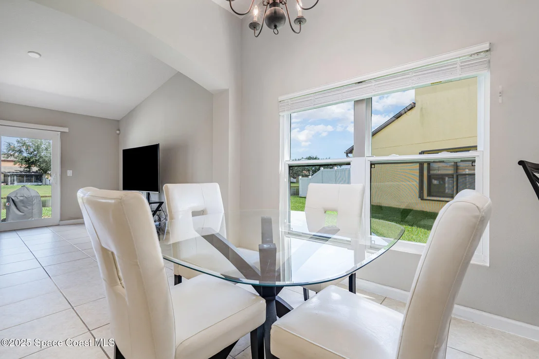 Photo of Unit 101 at 1165 Luminary Circle