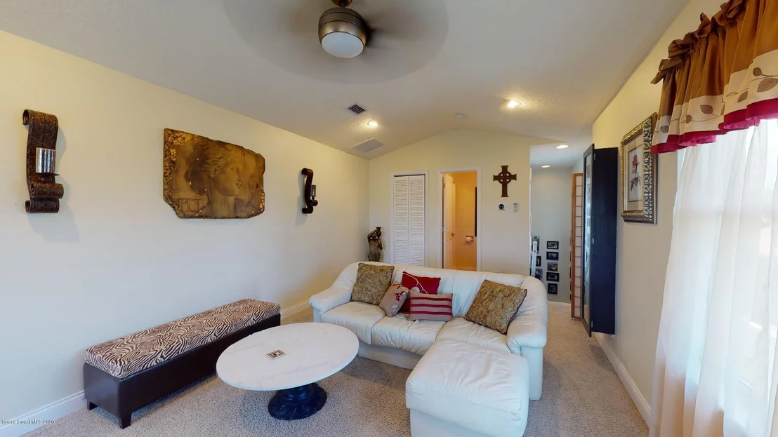 Photo of 1215 Starling Way